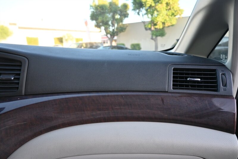 2017 Nissan Quest SV photo 54