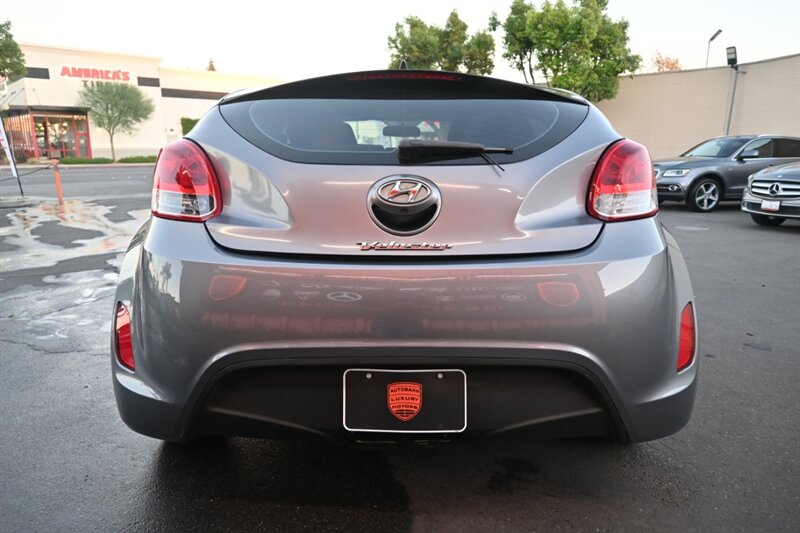 2017 Hyundai Veloster Value Edition R-Spec Turbo photo 8
