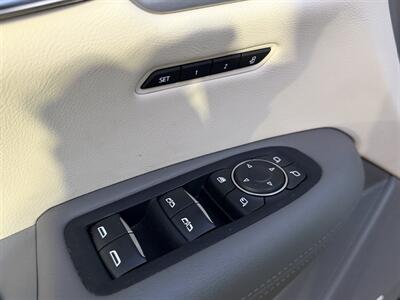 2023 Cadillac XT5 Premium Luxury   - Photo 29 - Norwalk, CA 90650-2241