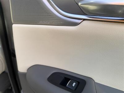2023 Cadillac XT5 Premium Luxury   - Photo 48 - Norwalk, CA 90650-2241