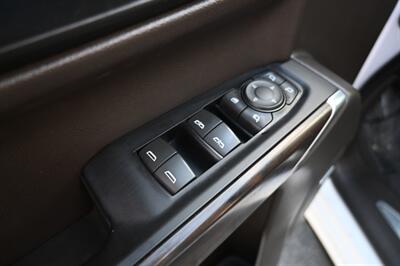 2019 GMC Sierra 1500 SLT   - Photo 19 - Norwalk, CA 90650-2241