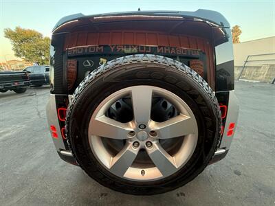 2020 Land Rover Defender 110 First Edition - Photo 12 - Norwalk, CA 90650-2241