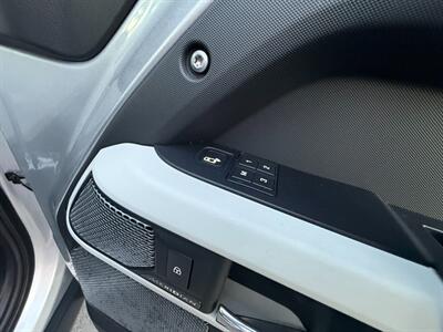 2020 Land Rover Defender 110 First Edition - Photo 42 - Norwalk, CA 90650-2241