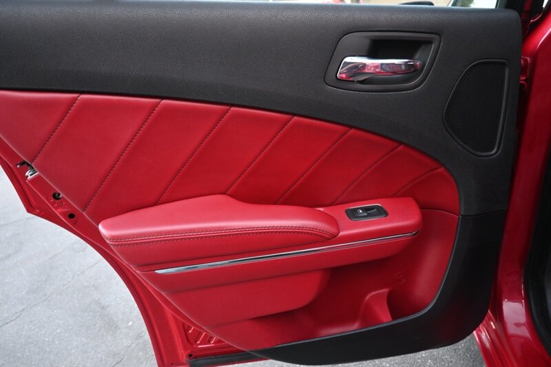 2013 Dodge Charger R/T Road and Track photo 38