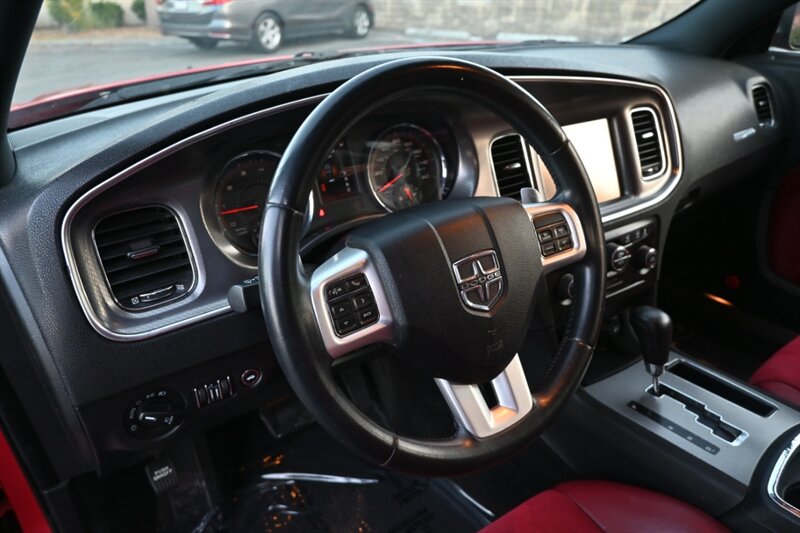 2013 Dodge Charger R/T Road and Track photo 27