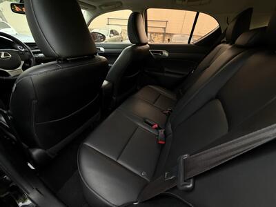 2015 Lexus CT 200h   - Photo 43 - Norwalk, CA 90650-2241