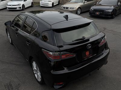 2015 Lexus CT 200h   - Photo 13 - Norwalk, CA 90650-2241
