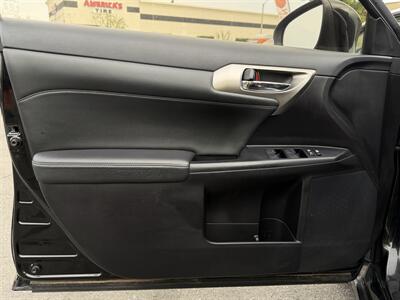 2015 Lexus CT 200h   - Photo 29 - Norwalk, CA 90650-2241