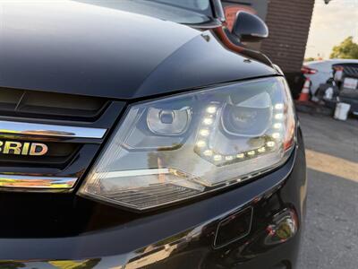 2012 Volkswagen Touareg Hybrid   - Photo 5 - Norwalk, CA 90650-2241