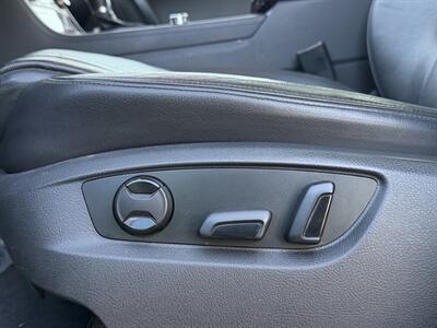 2012 Volkswagen Touareg Hybrid   - Photo 37 - Norwalk, CA 90650-2241