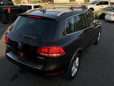 2012 Volkswagen Touareg Hybrid   - Photo 22 - Norwalk, CA 90650-2241