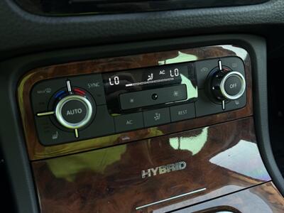 2012 Volkswagen Touareg Hybrid   - Photo 73 - Norwalk, CA 90650-2241