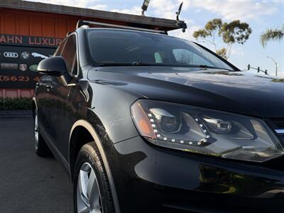 2012 Volkswagen Touareg Hybrid   - Photo 31 - Norwalk, CA 90650-2241