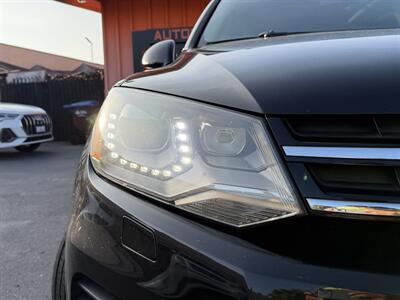 2012 Volkswagen Touareg Hybrid   - Photo 4 - Norwalk, CA 90650-2241