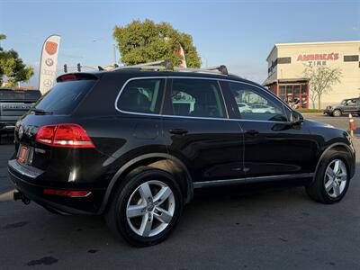 2012 Volkswagen Touareg Hybrid   - Photo 26 - Norwalk, CA 90650-2241