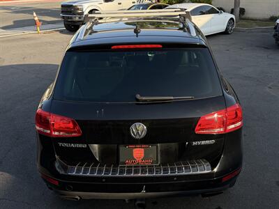 2012 Volkswagen Touareg Hybrid   - Photo 18 - Norwalk, CA 90650-2241