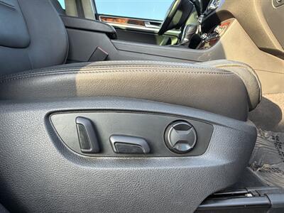 2012 Volkswagen Touareg Hybrid   - Photo 68 - Norwalk, CA 90650-2241