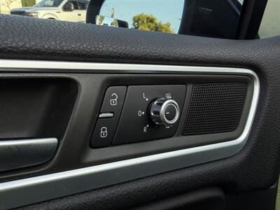 2012 Volkswagen Touareg Hybrid   - Photo 33 - Norwalk, CA 90650-2241