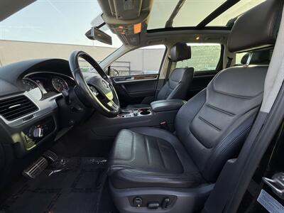 2012 Volkswagen Touareg Hybrid   - Photo 36 - Norwalk, CA 90650-2241