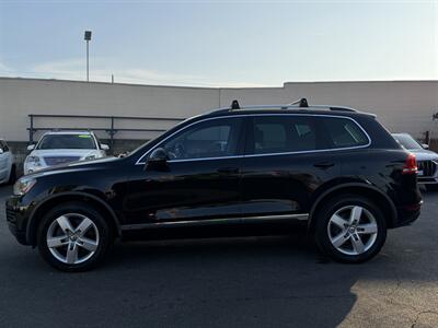 2012 Volkswagen Touareg Hybrid   - Photo 13 - Norwalk, CA 90650-2241