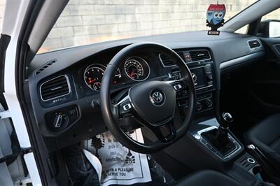 2021 Volkswagen Golf TSI   - Photo 23 - Norwalk, CA 90650-2241