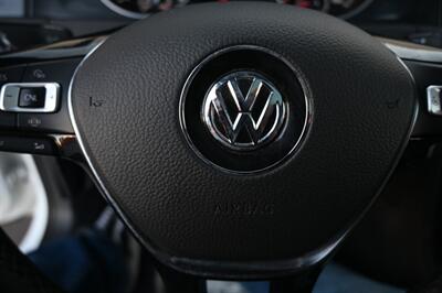 2021 Volkswagen Golf TSI   - Photo 27 - Norwalk, CA 90650-2241