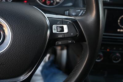 2021 Volkswagen Golf TSI   - Photo 28 - Norwalk, CA 90650-2241