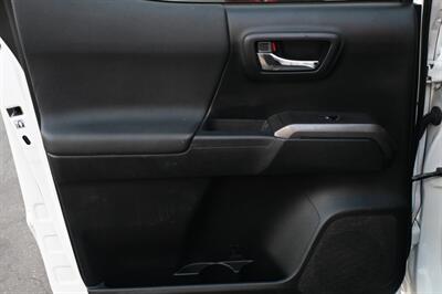 2016 Toyota Tacoma TRD Off-Road   - Photo 39 - Norwalk, CA 90650-2241