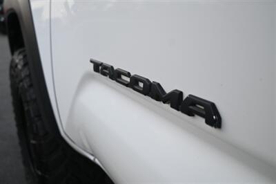 2016 Toyota Tacoma TRD Off-Road   - Photo 17 - Norwalk, CA 90650-2241