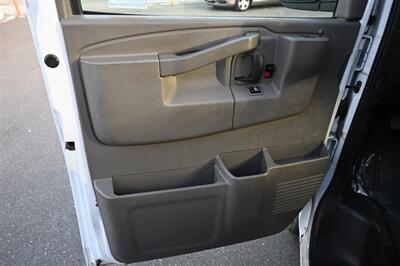 2017 Chevrolet Express LT 3500   - Photo 11 - Norwalk, CA 90650-2241