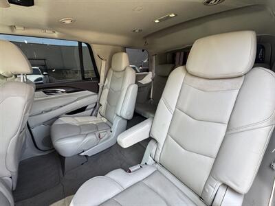 2016 Cadillac Escalade Luxury Collection   - Photo 33 - Norwalk, CA 90650-2241