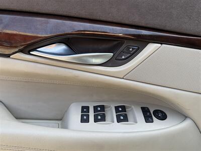 2016 Cadillac Escalade Luxury Collection   - Photo 22 - Norwalk, CA 90650-2241