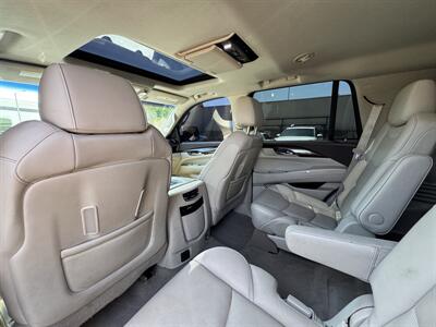 2016 Cadillac Escalade Luxury Collection   - Photo 31 - Norwalk, CA 90650-2241