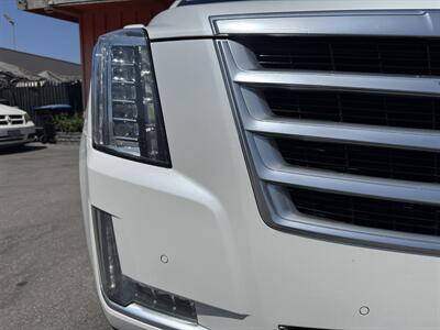 2016 Cadillac Escalade Luxury Collection   - Photo 3 - Norwalk, CA 90650-2241