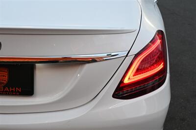 2019 Mercedes-Benz C 300 - Photo 13 - Norwalk, CA 90650-2241