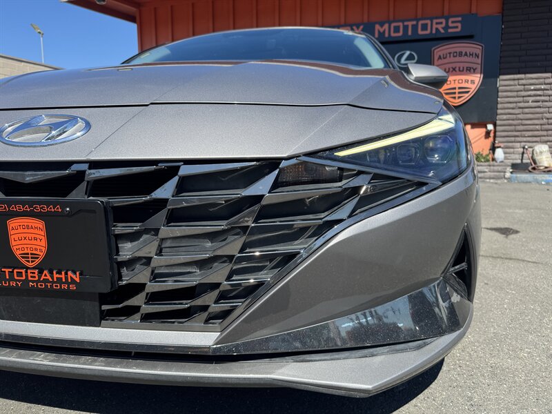 2022 Hyundai ELANTRA Hybrid Limited - Photo 6 - Norwalk, CA 90650-2241