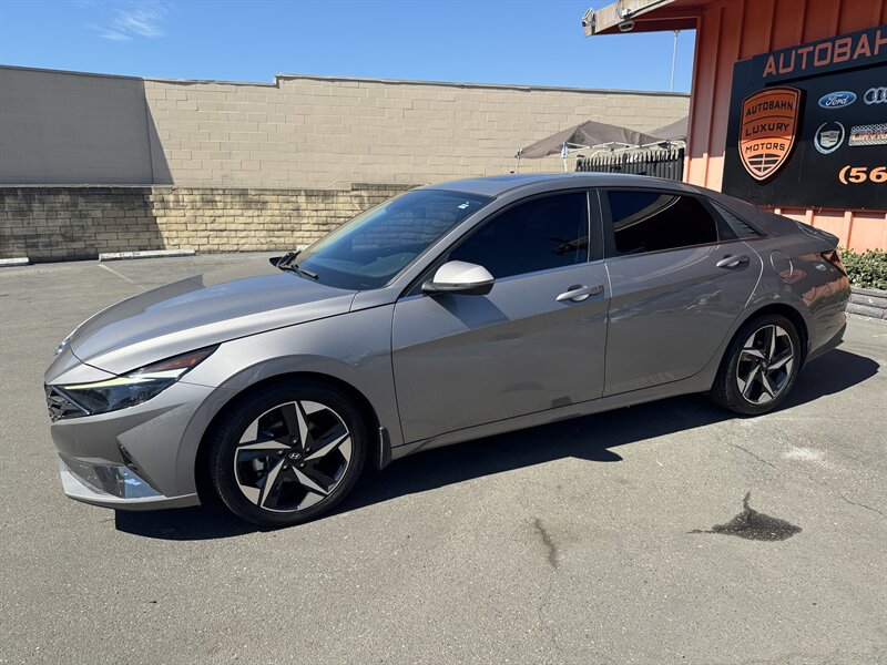 2022 Hyundai ELANTRA Hybrid Limited - Photo 8 - Norwalk, CA 90650-2241