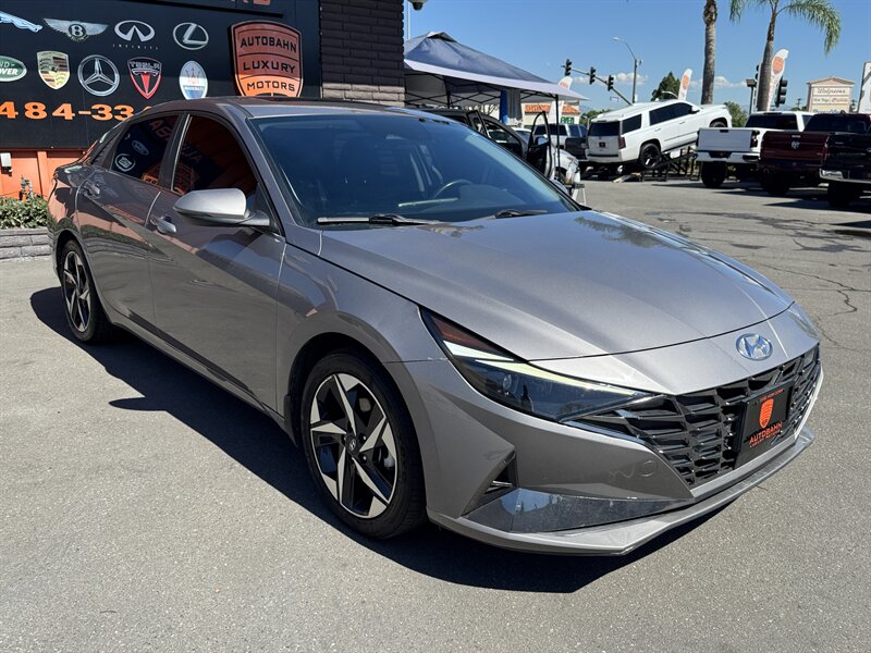 2022 Hyundai ELANTRA Hybrid Limited - Photo 18 - Norwalk, CA 90650-2241