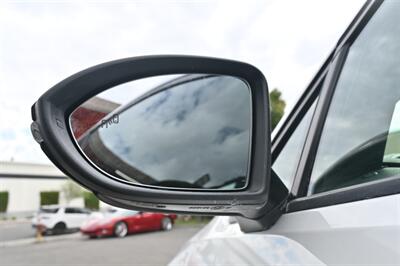 2019 Volkswagen Golf R 4Motion   - Photo 16 - Norwalk, CA 90650-2241