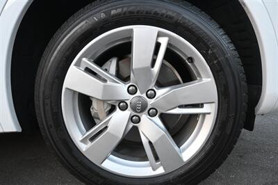 2019 Audi Q5 quattro Premium Plus 45 T   - Photo 16 - Norwalk, CA 90650-2241