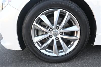 2015 INFINITI Q50   - Photo 19 - Norwalk, CA 90650-2241