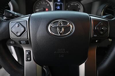 2017 Toyota Tacoma SR5 V6   - Photo 29 - Norwalk, CA 90650-2241