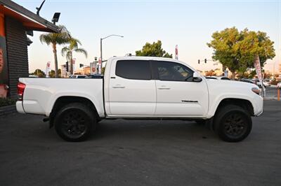 2017 Toyota Tacoma SR5 V6   - Photo 14 - Norwalk, CA 90650-2241