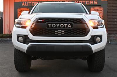 2017 Toyota Tacoma SR5 V6   - Photo 2 - Norwalk, CA 90650-2241