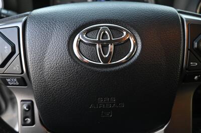 2017 Toyota Tacoma SR5 V6   - Photo 31 - Norwalk, CA 90650-2241