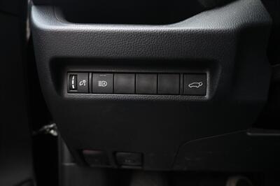 2020 Toyota RAV4 XLE - Photo 33 - Norwalk, CA 90650-2241
