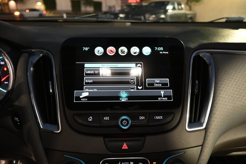2016 Chevrolet Malibu Hybrid photo 29