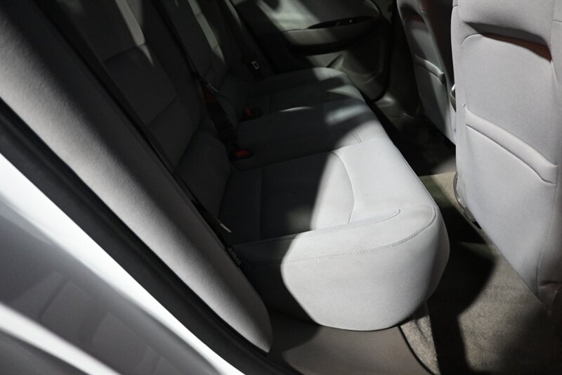2016 Chevrolet Malibu Hybrid photo 43