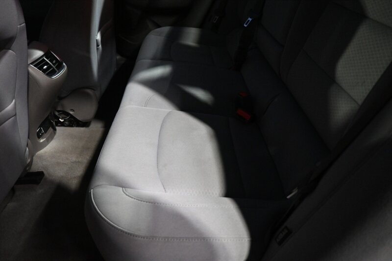 2016 Chevrolet Malibu Hybrid photo 36