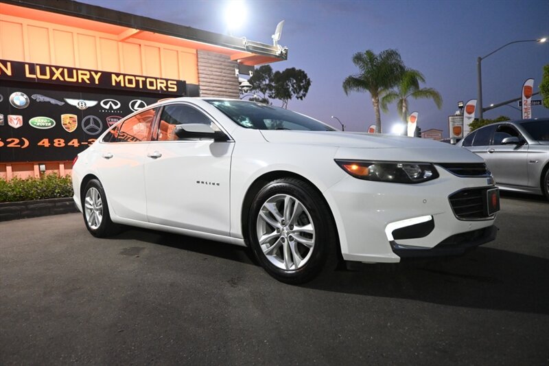 2016 Chevrolet Malibu Hybrid photo 15